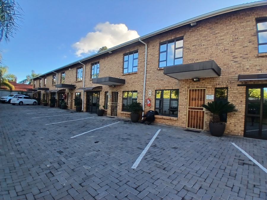 Commercial Property for Sale in Oos Einde North West